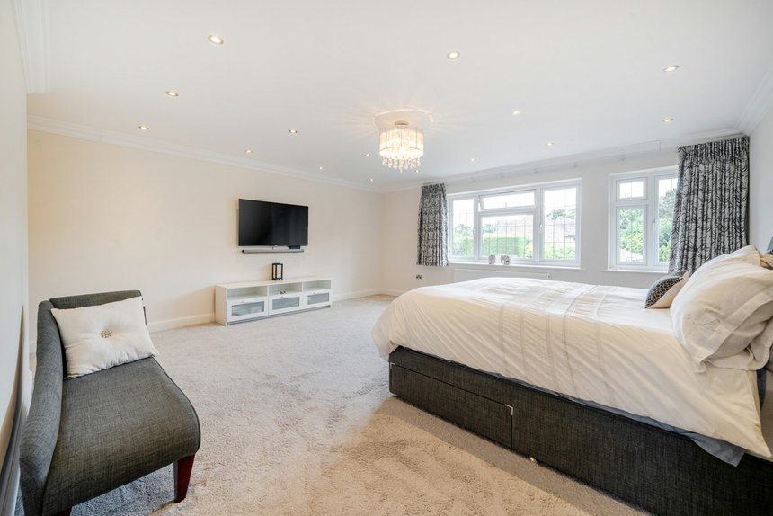 for sale high beeches london 54414 - Gibbs Gillespie