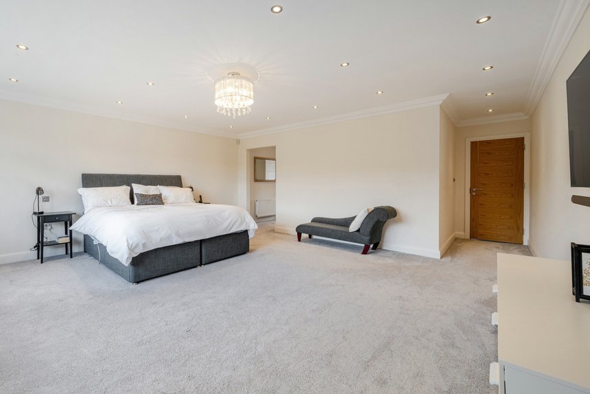 for sale high beeches london 54414 - Gibbs Gillespie