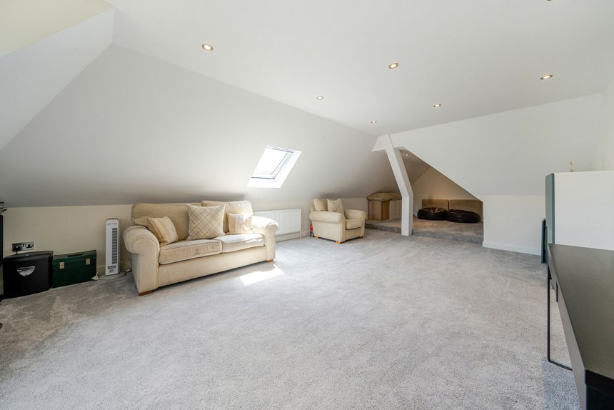 for sale high beeches london 54414 - Gibbs Gillespie