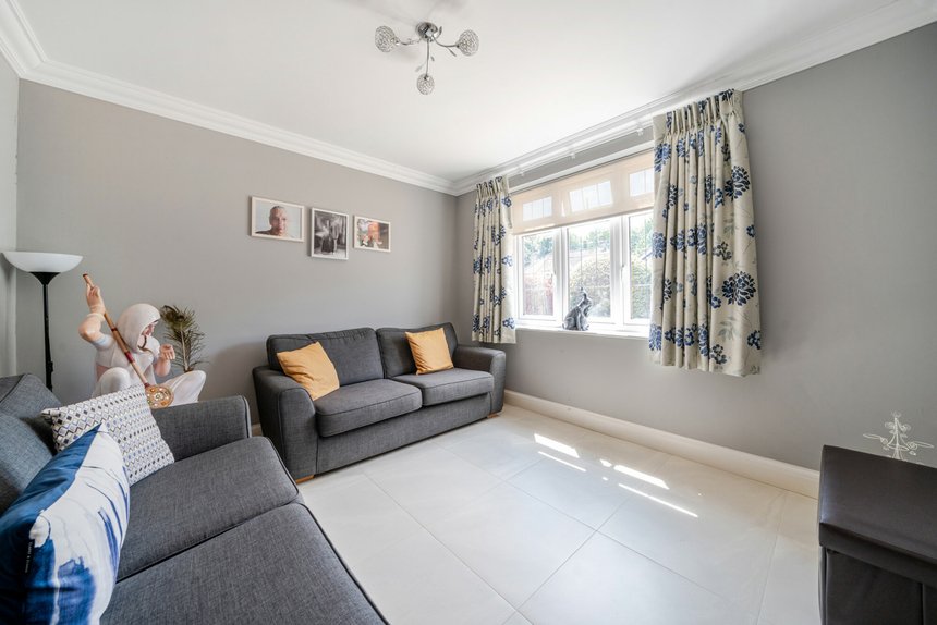 for sale high beeches london 54414 - Gibbs Gillespie