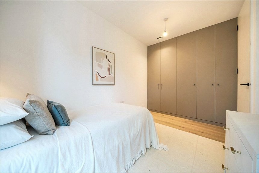 to let sutherland road london 54654 - Gibbs Gillespie