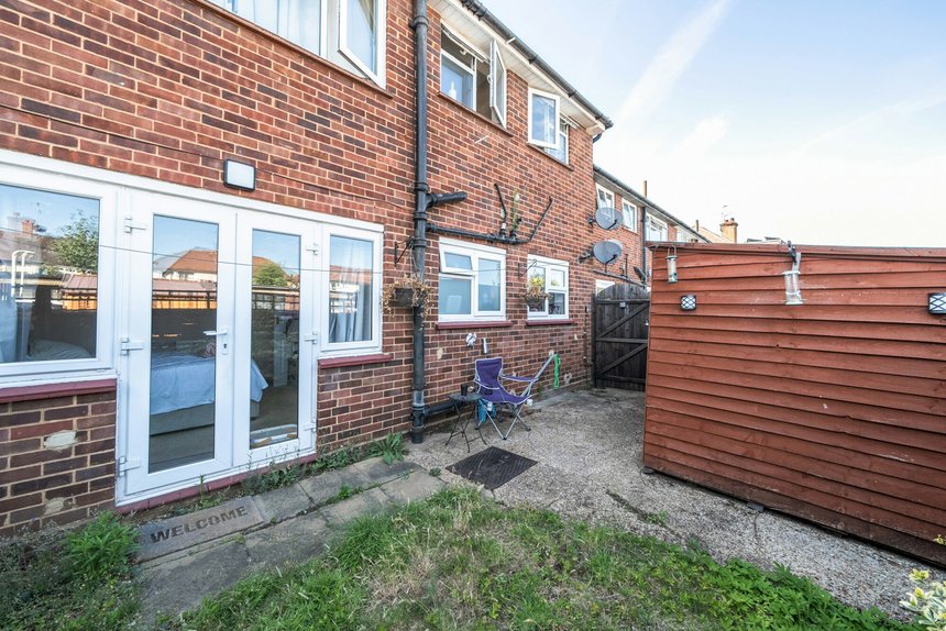 sold watford road london 54669 - Gibbs Gillespie