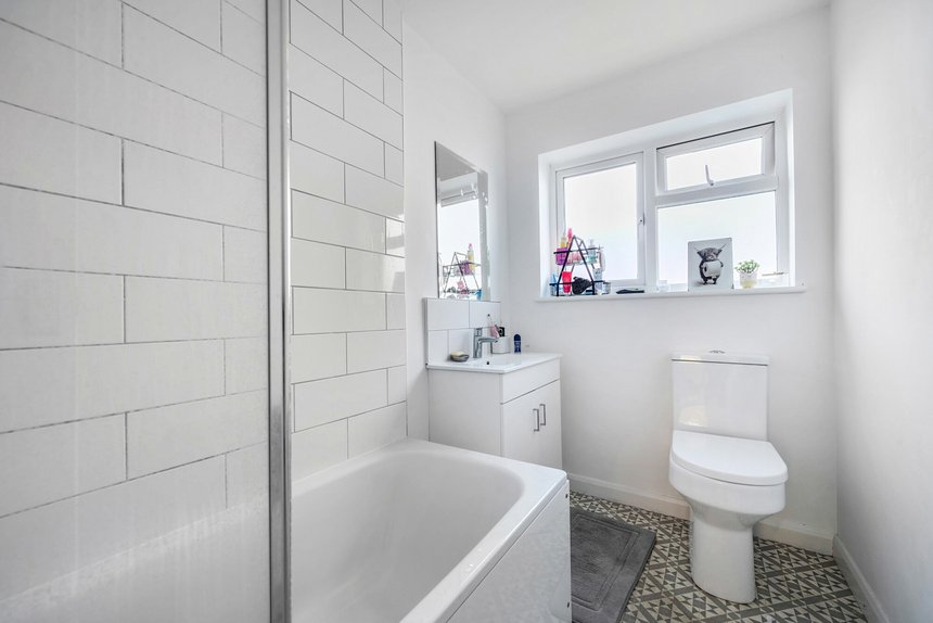 sold watford road london 54669 - Gibbs Gillespie