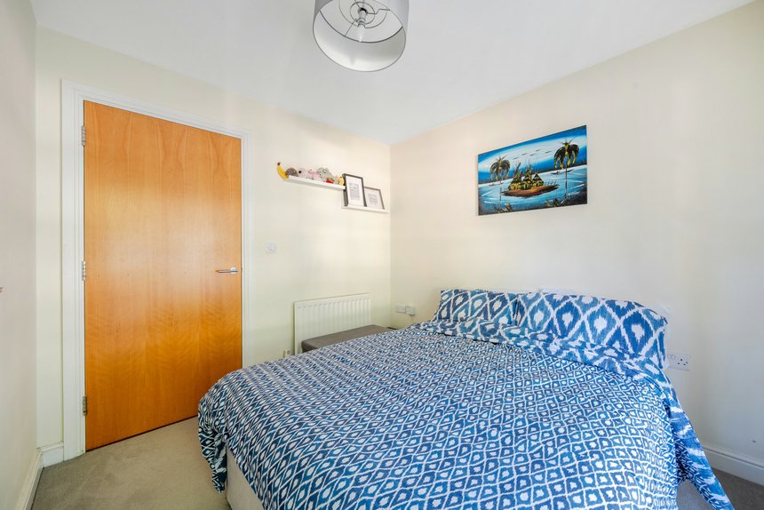 for sale the quadrant london 54681 - Gibbs Gillespie