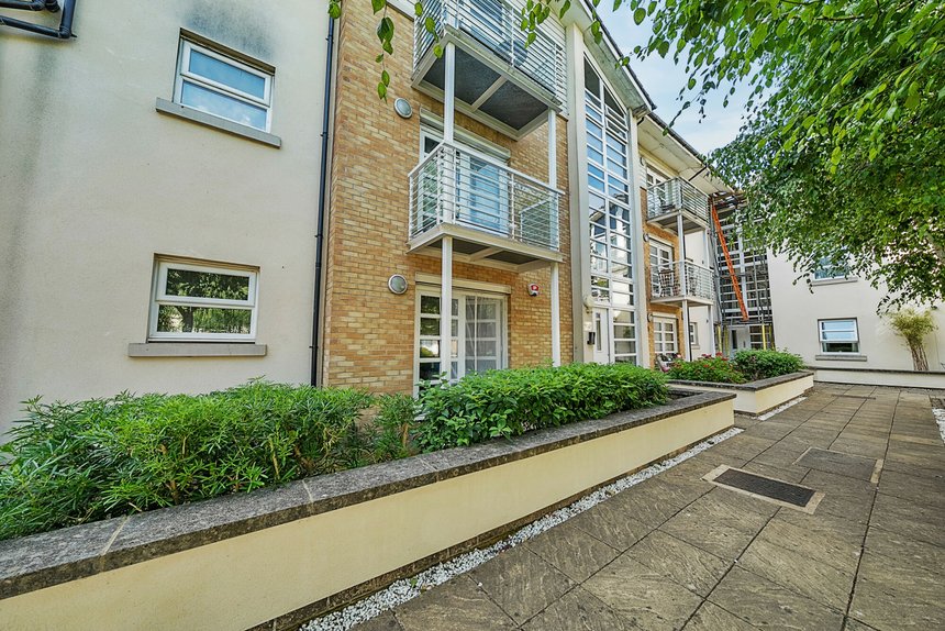 for sale the quadrant london 54681 - Gibbs Gillespie