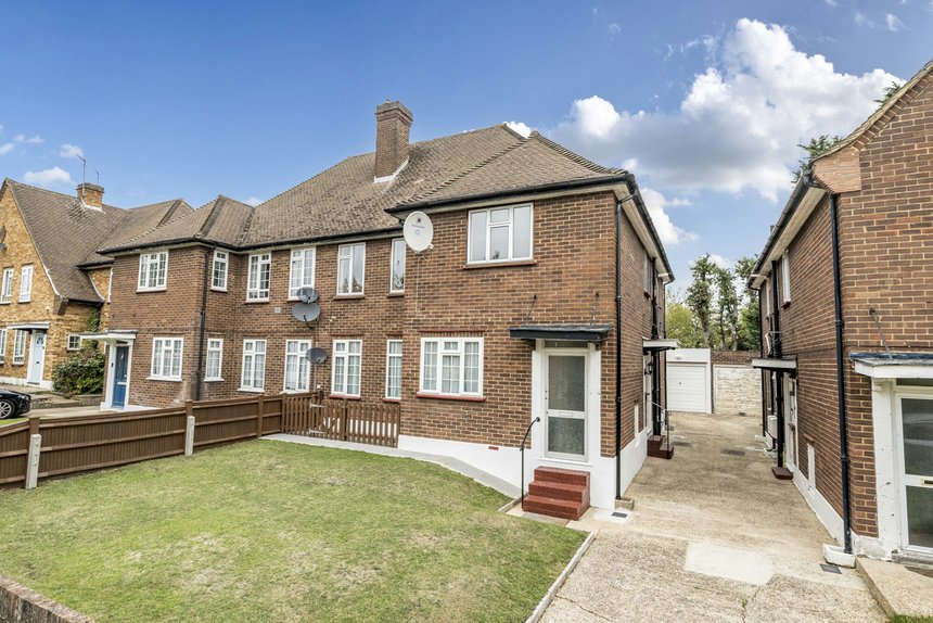 for sale tolcarne drive london 54965 - Gibbs Gillespie