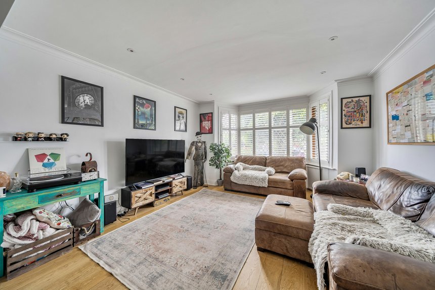 sold orchard drive london 55032 - Gibbs Gillespie
