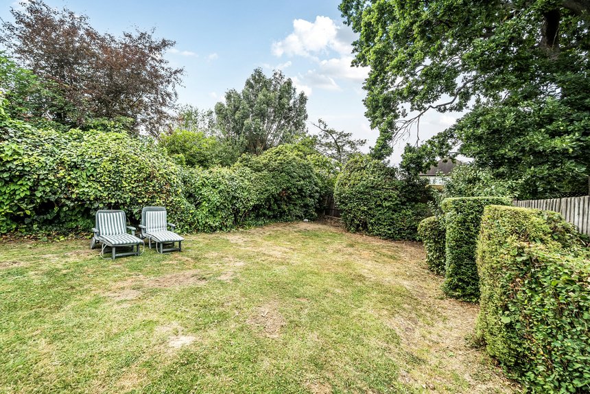 sold orchard drive london 55032 - Gibbs Gillespie