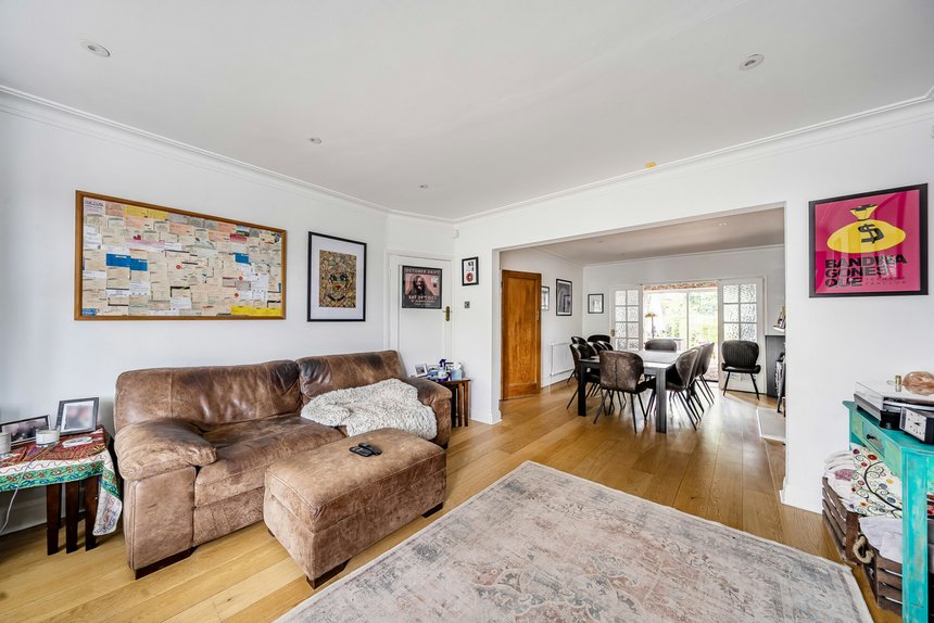 sold orchard drive london 55032 - Gibbs Gillespie