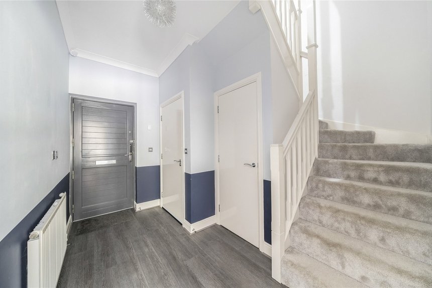 for sale partridge close london 55104 - Gibbs Gillespie