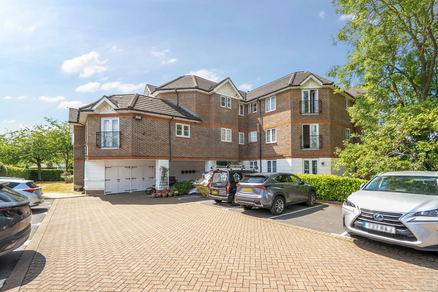 for sale longcrofte road london 55284 - Gibbs Gillespie