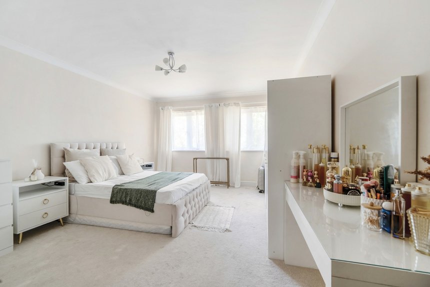 for sale longcrofte road london 55284 - Gibbs Gillespie