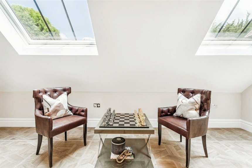 under offer birchwood house london 55295 - Gibbs Gillespie