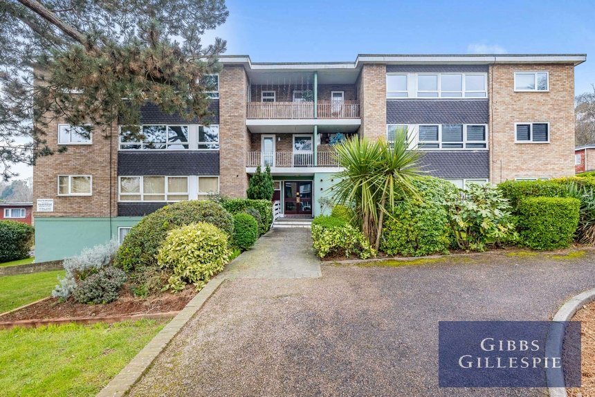 let agreed pankridge london 55417 - Gibbs Gillespie