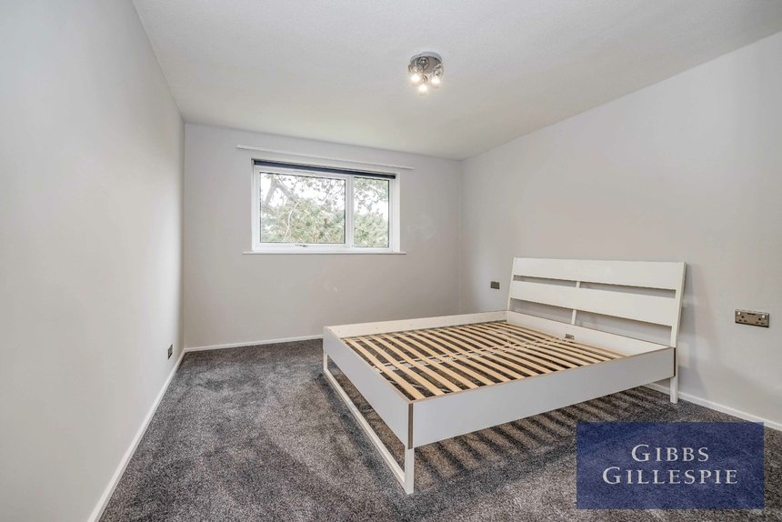 let agreed pankridge london 55417 - Gibbs Gillespie