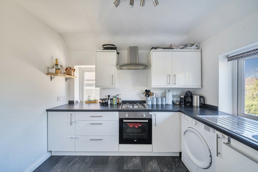 under offer middleton road london 55456 - Gibbs Gillespie