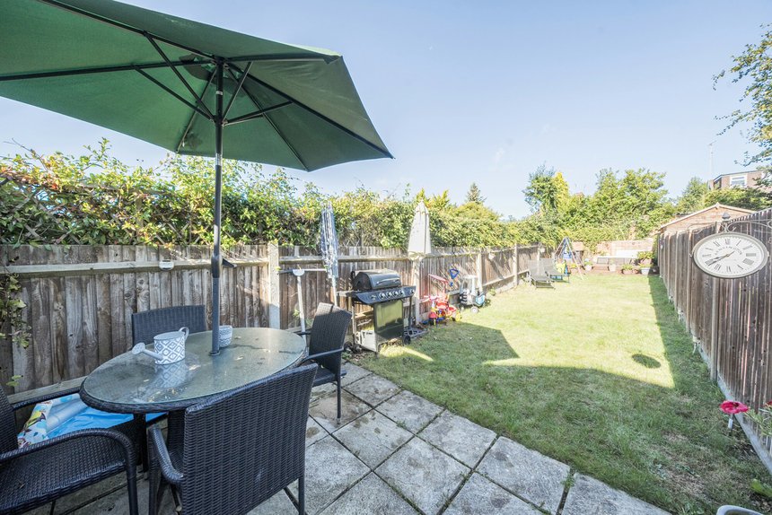 under offer middleton road london 55456 - Gibbs Gillespie