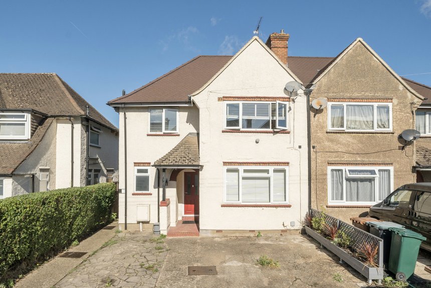 under offer middleton road london 55456 - Gibbs Gillespie