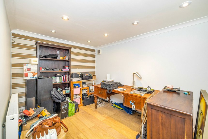let gatehill road london 55517 - Gibbs Gillespie