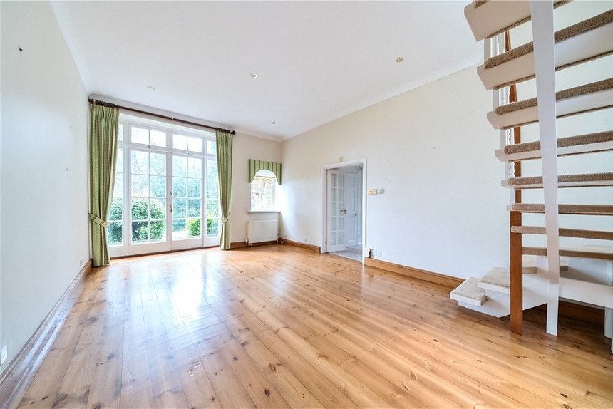 for sale stanmore hill london 55550 - Gibbs Gillespie