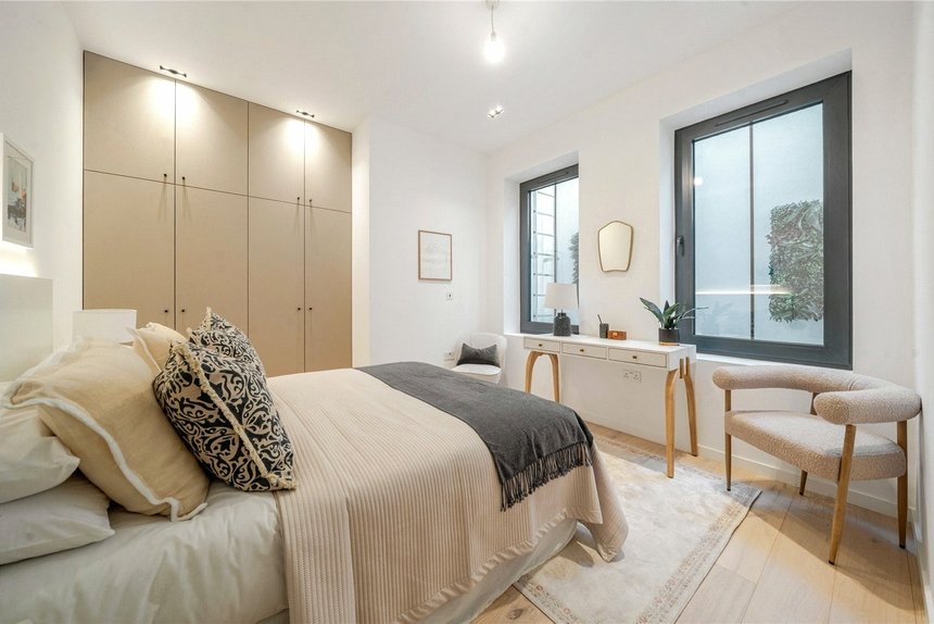 to let creswick road london 55609 - Gibbs Gillespie