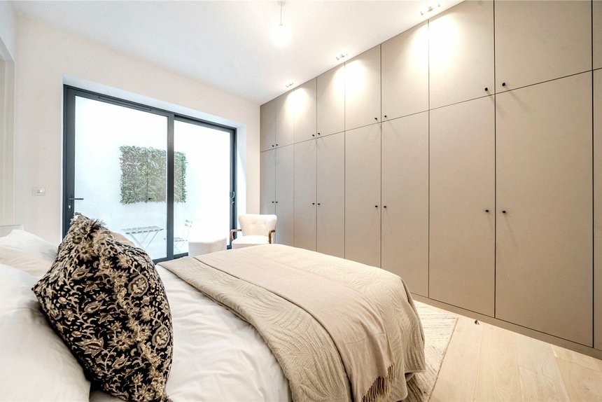to let creswick road london 55609 - Gibbs Gillespie