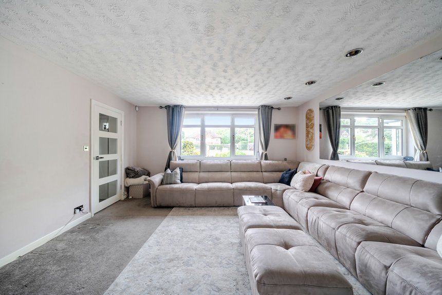 sold moorfield road london 55762 - Gibbs Gillespie