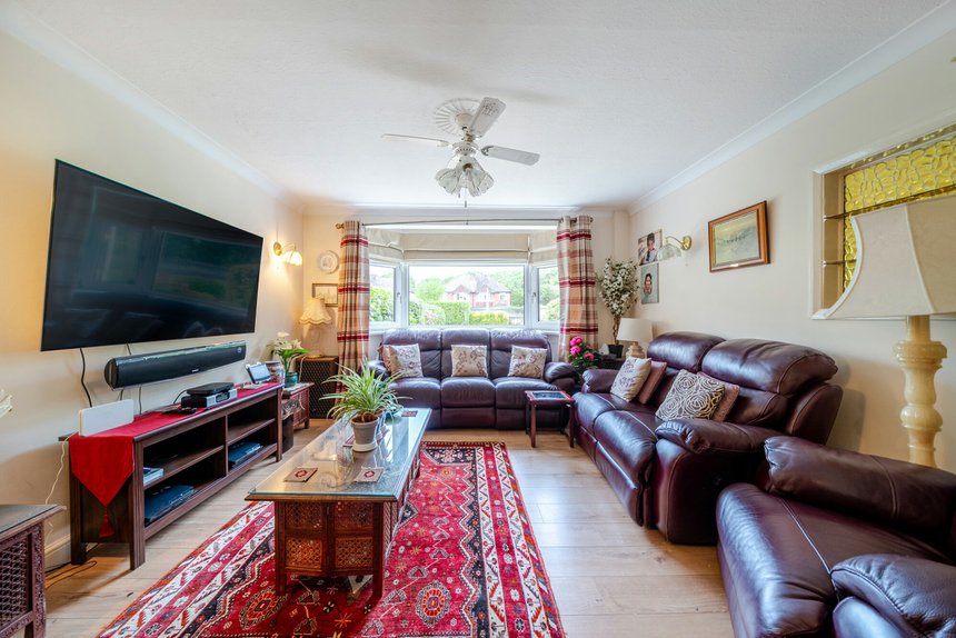 sold moorfield road london 55762 - Gibbs Gillespie