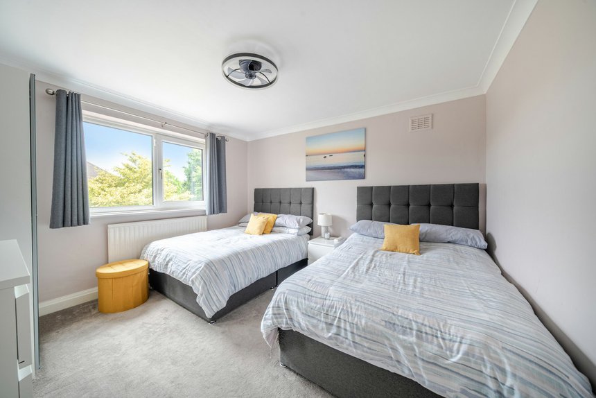 sold moorfield road london 55762 - Gibbs Gillespie