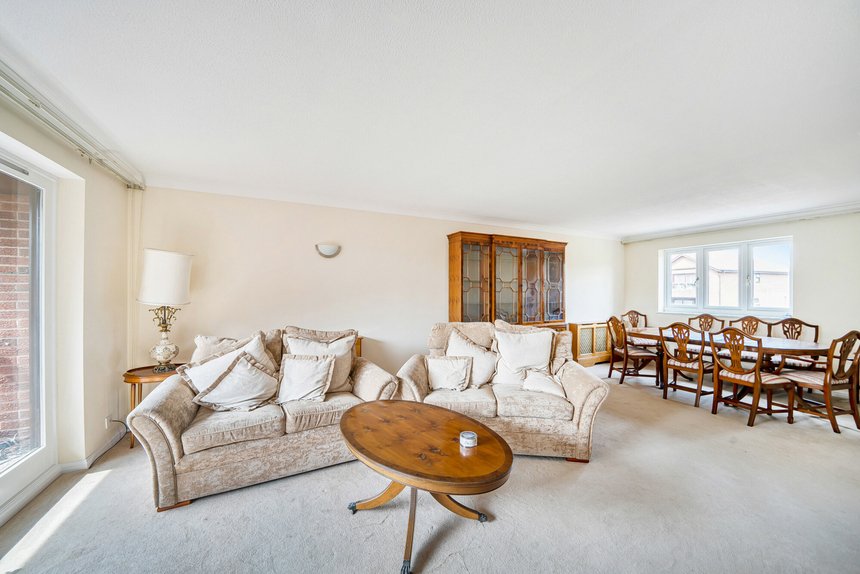 for sale goodwood close london 55855 - Gibbs Gillespie