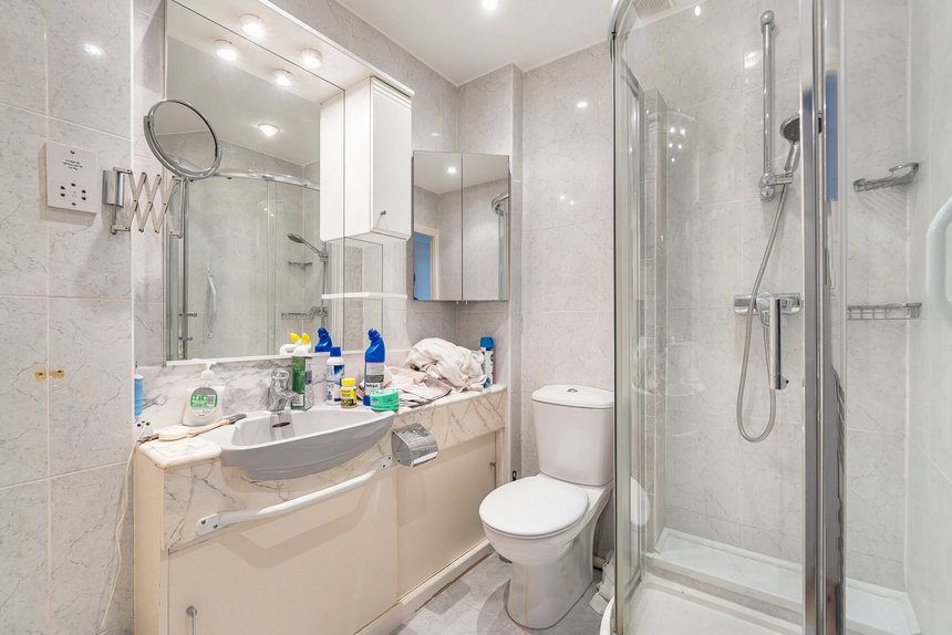 for sale goodwood close london 55855 - Gibbs Gillespie