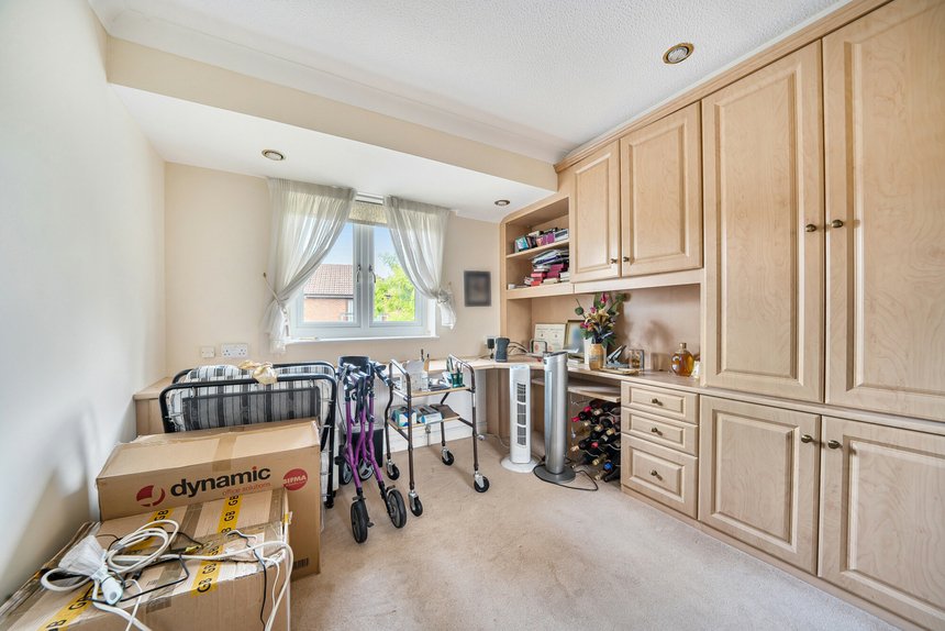 for sale goodwood close london 55855 - Gibbs Gillespie