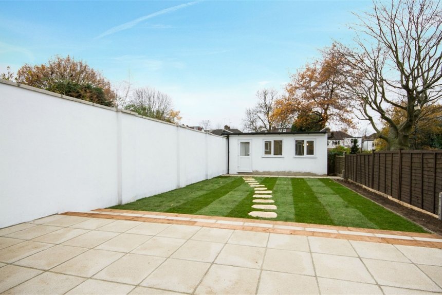 let castlebar park london 55892 - Gibbs Gillespie