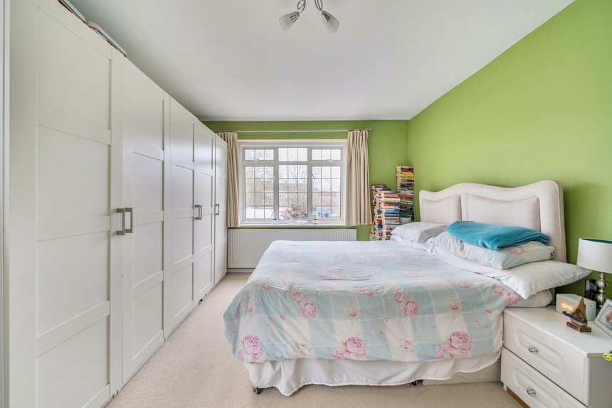 for sale oldfields circus london 55916 - Gibbs Gillespie