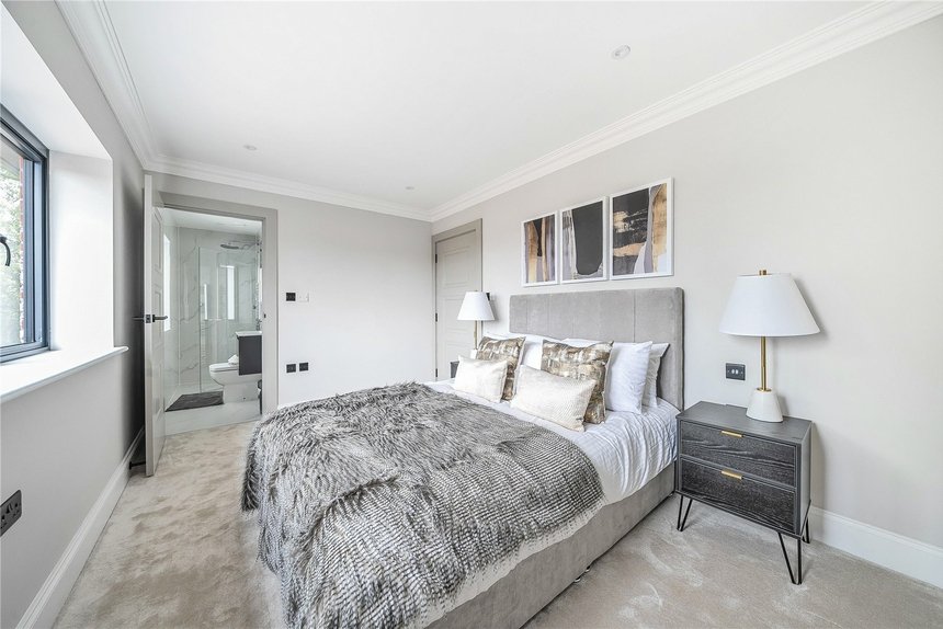 sold merry hill close london 56142 - Gibbs Gillespie