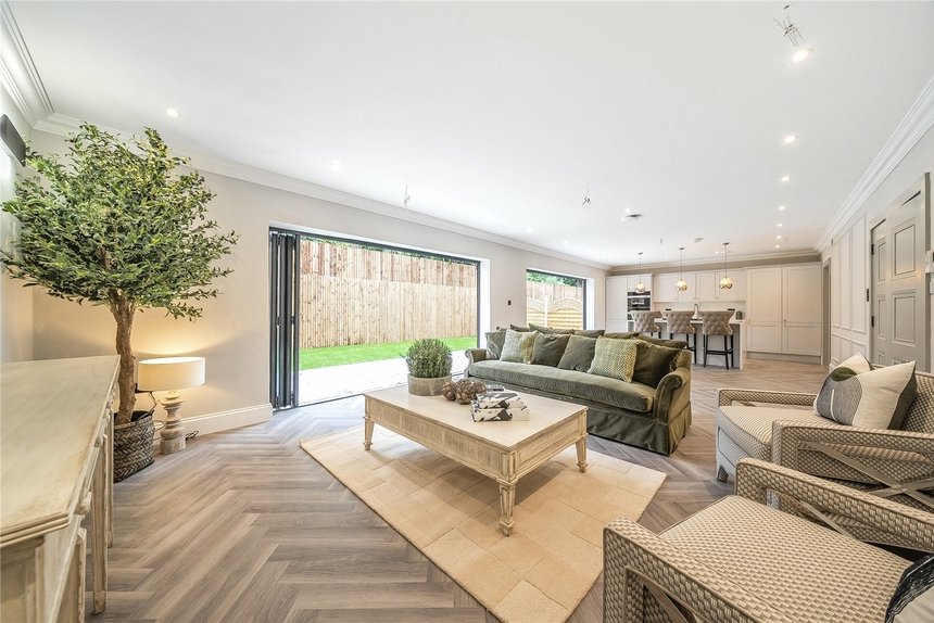 sold merry hill close london 56142 - Gibbs Gillespie