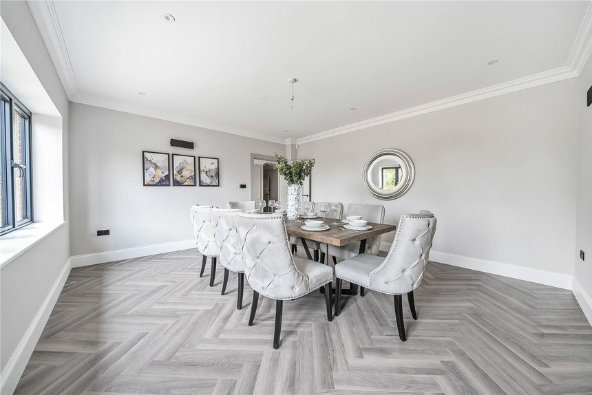 sold merry hill close london 56142 - Gibbs Gillespie