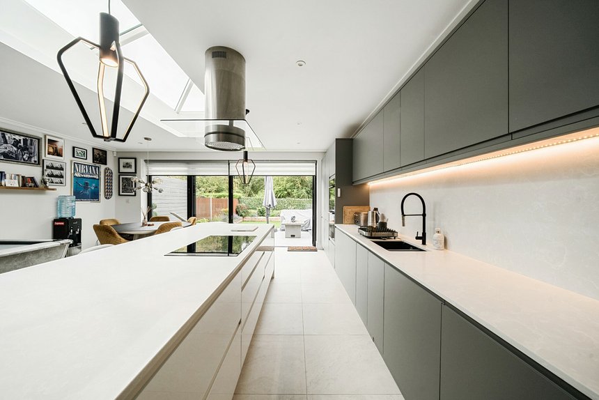 under offer eastern avenue london 56305 - Gibbs Gillespie