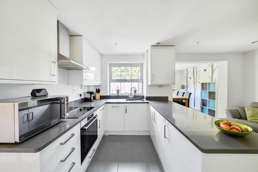 for sale windmill drive london 57097 - Gibbs Gillespie
