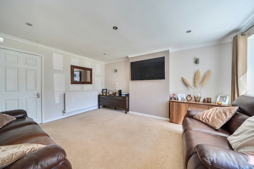 for sale windmill drive london 57097 - Gibbs Gillespie