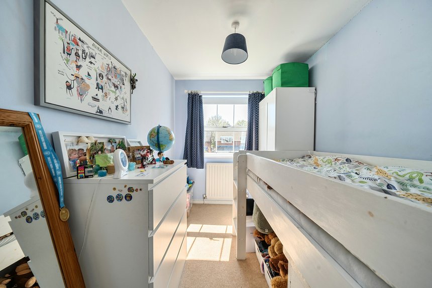 for sale windmill drive london 57097 - Gibbs Gillespie