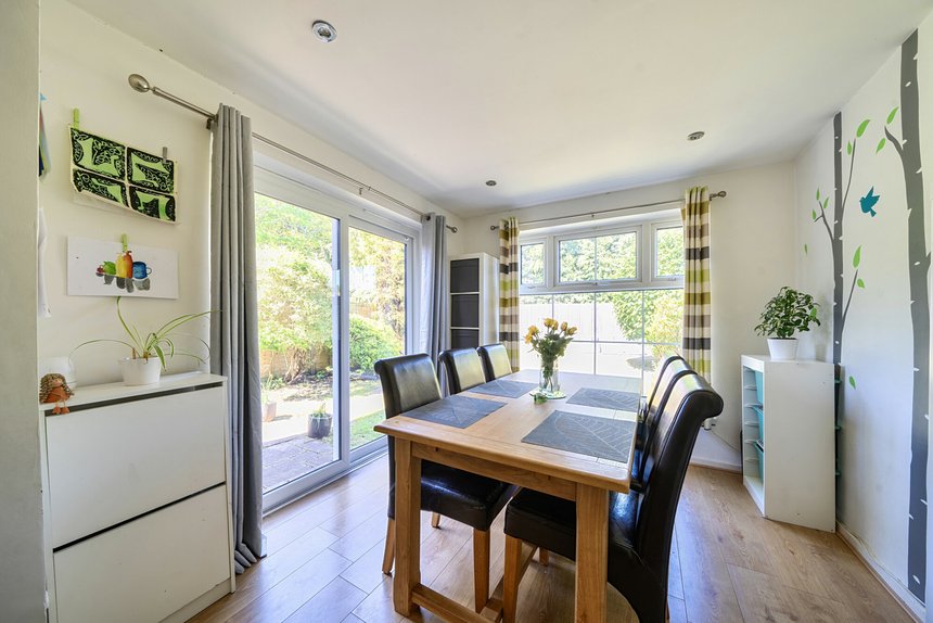 for sale windmill drive london 57097 - Gibbs Gillespie