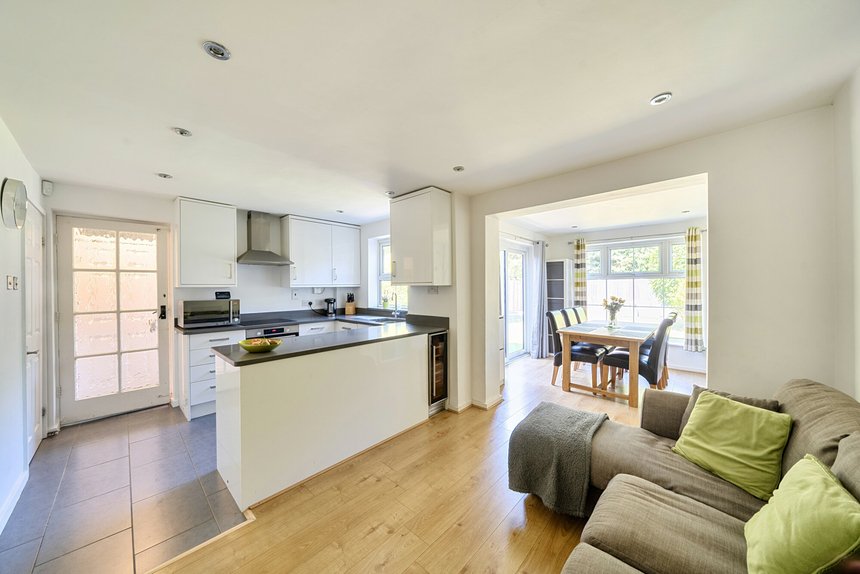 for sale windmill drive london 57097 - Gibbs Gillespie