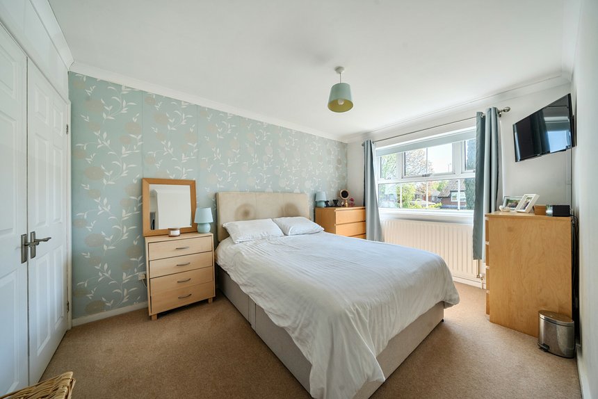 for sale windmill drive london 57097 - Gibbs Gillespie