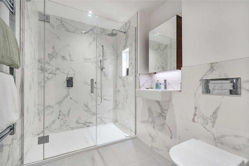 for sale teddington riverside london 57327 - Gibbs Gillespie