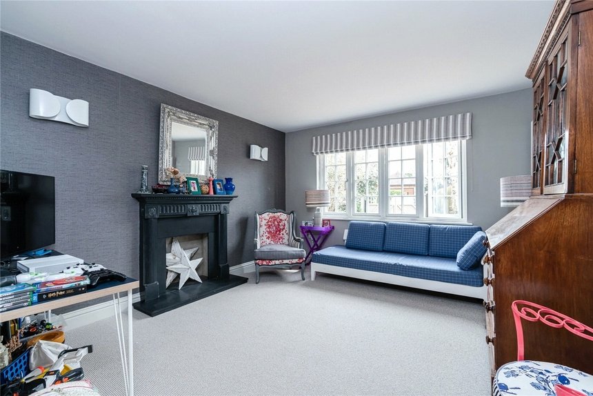 let blackpond lane london 57380 - Gibbs Gillespie