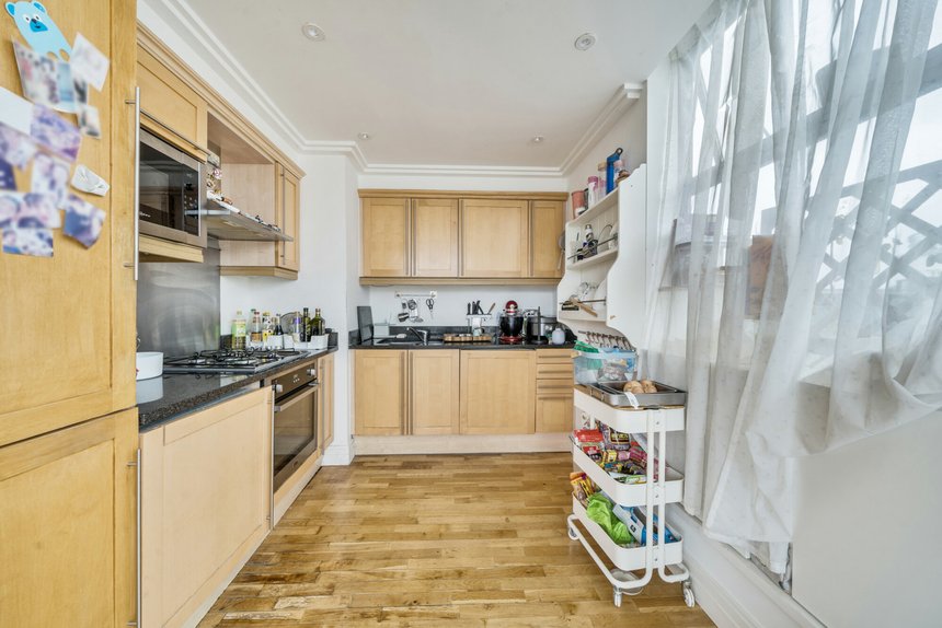 under offer point wharf lane london 57432 - Gibbs Gillespie