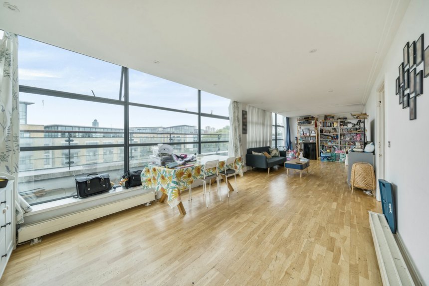 under offer point wharf lane london 57432 - Gibbs Gillespie