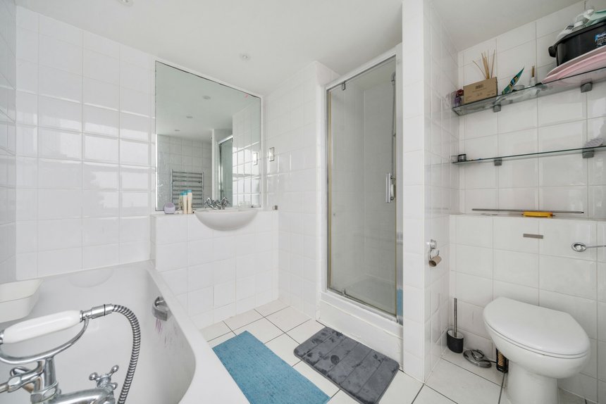 under offer point wharf lane london 57432 - Gibbs Gillespie
