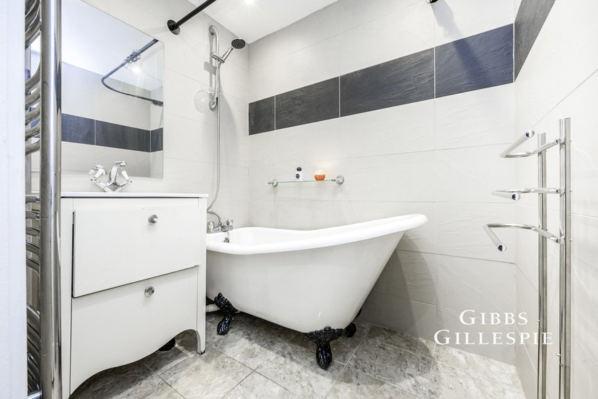 to let leaf close london 57469 - Gibbs Gillespie